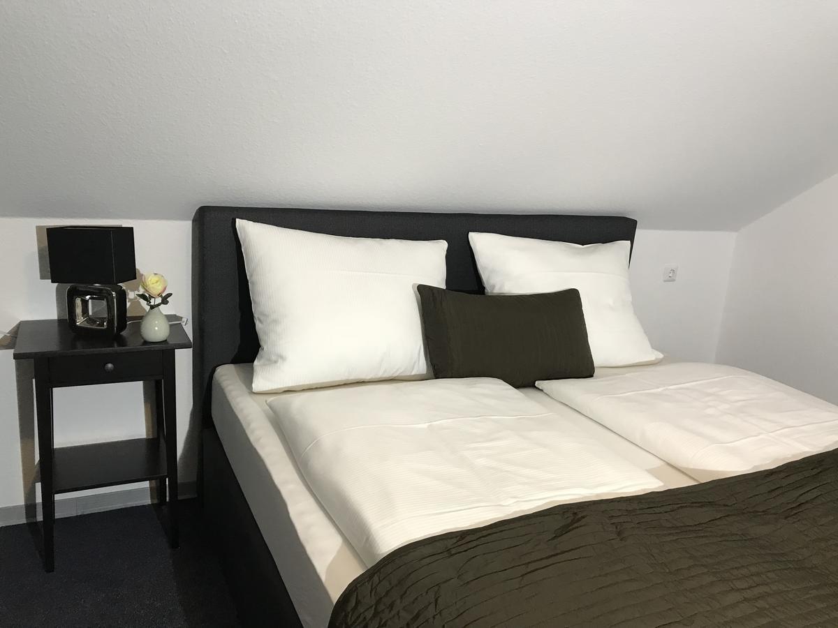 Hotel Degen Weilerbach ภายนอก รูปภาพ