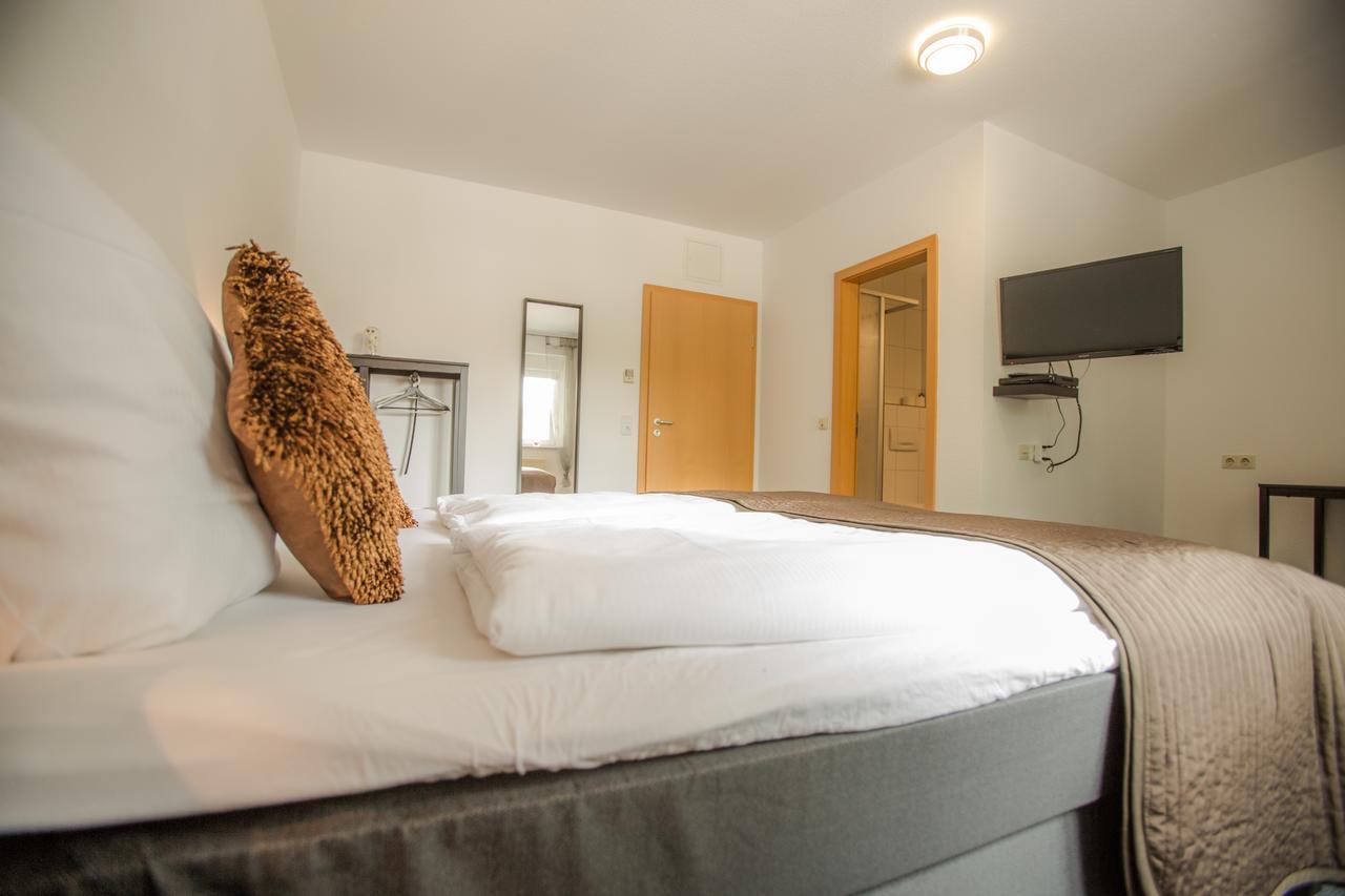 Hotel Degen Weilerbach ภายนอก รูปภาพ
